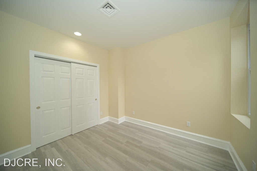 1816 W Girard Avenue - Photo 9