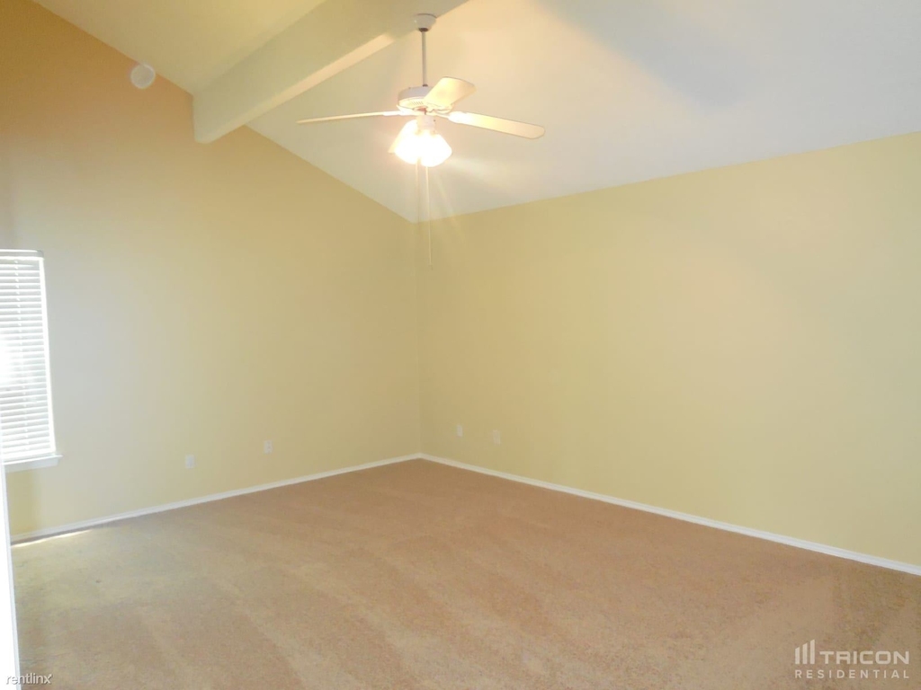 1008 W Lovers Lane - Photo 4