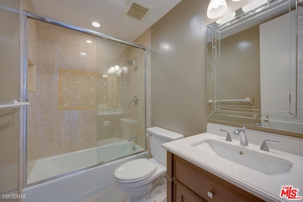 2 Ketch St Apt 204 - Photo 7