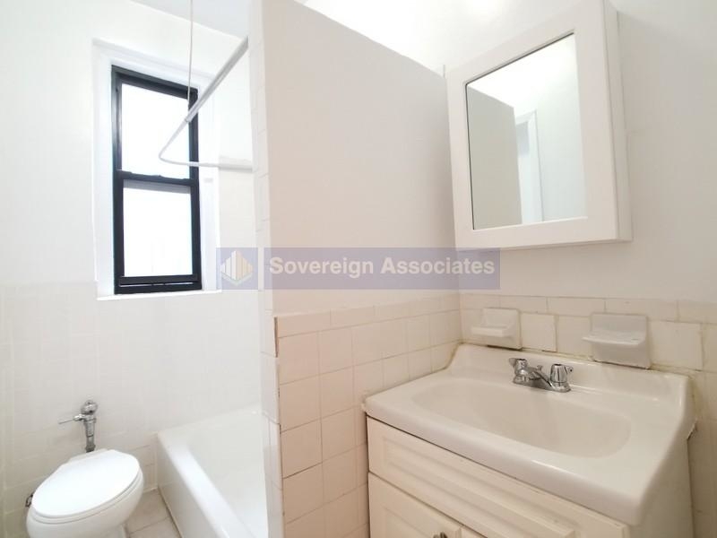 138 Haven Avenue - Photo 4