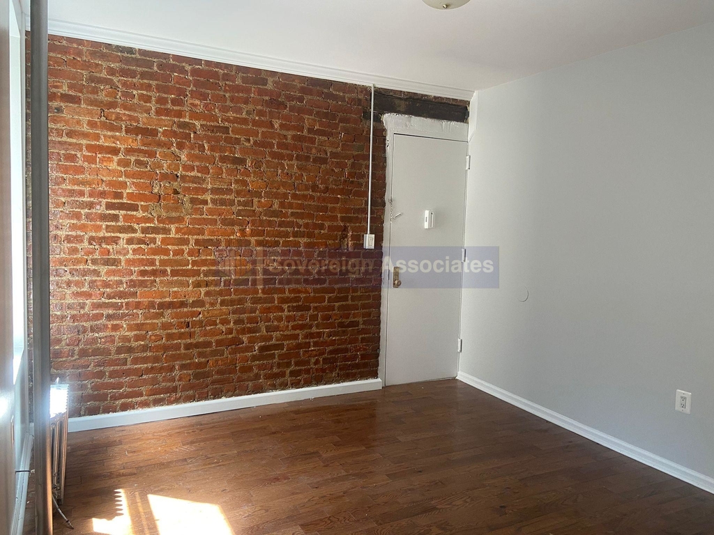 2254 5th Avenue - Photo 6