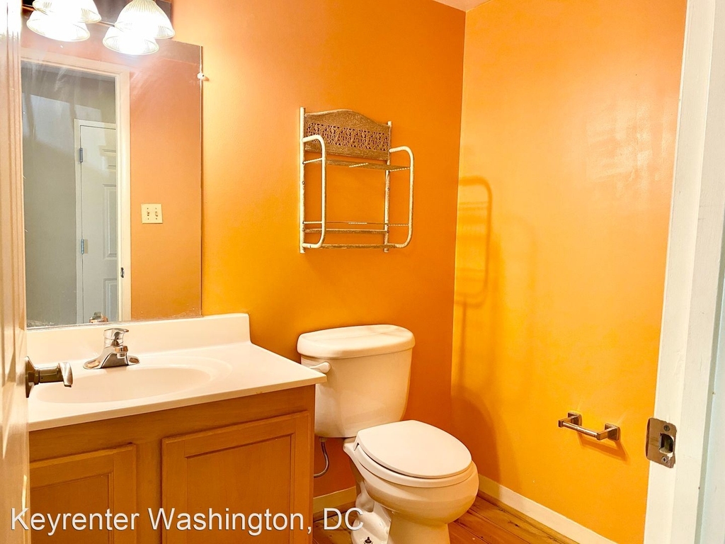 1619 Gainesville St, Se Apt 101 - Photo 17