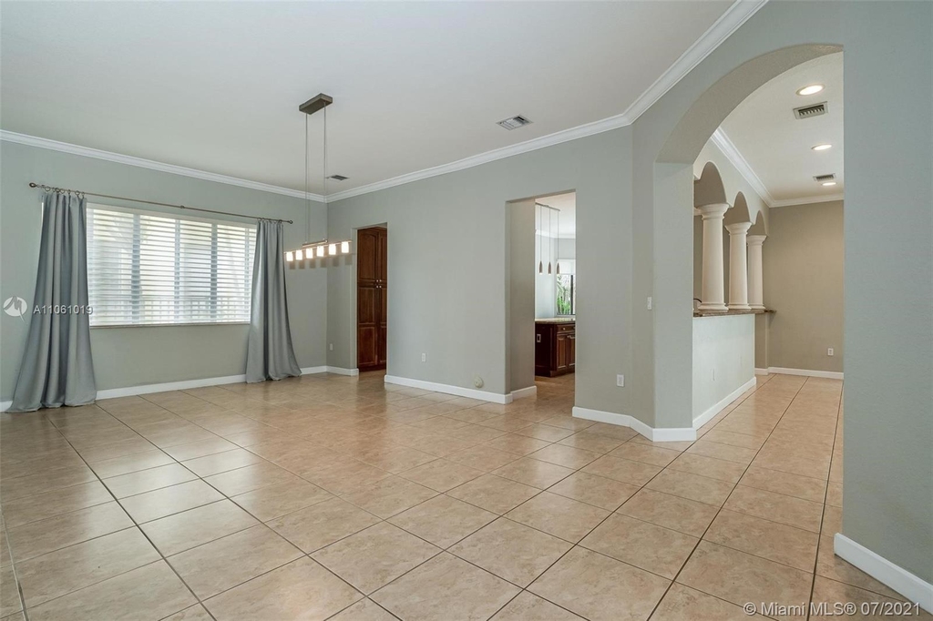 18713 Sw 76th Ct - Photo 10