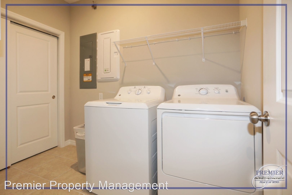 9394 Pocida Court Unit 103 - Photo 22