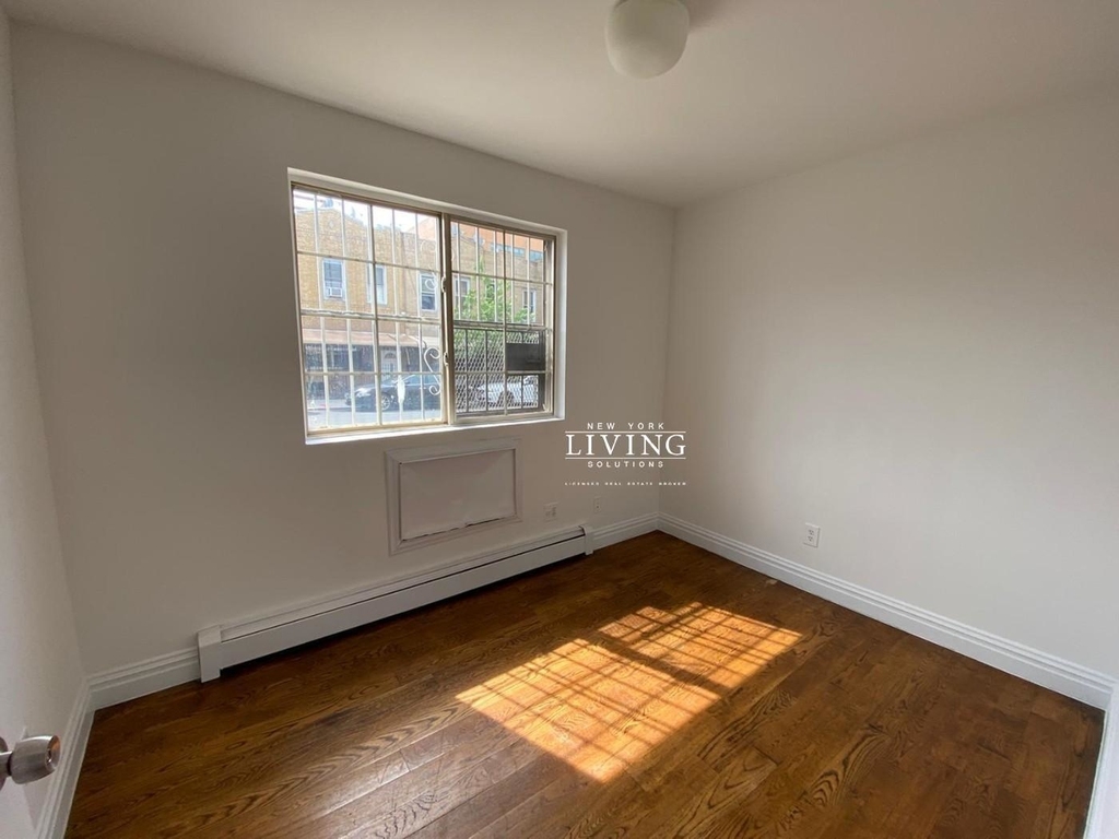 328a Irving Ave - Photo 5