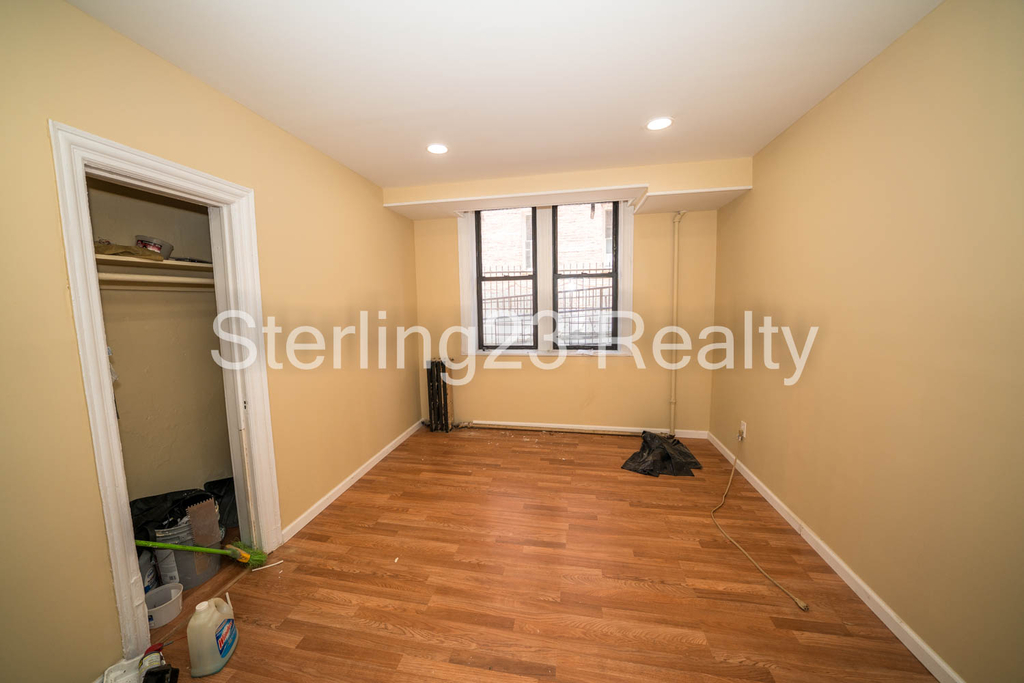 35-6 73rd Street - Photo 3