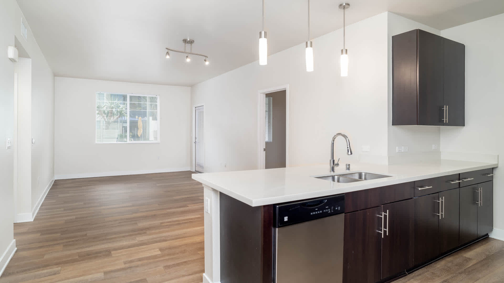 2850 Kelvin Avenue - Photo 70