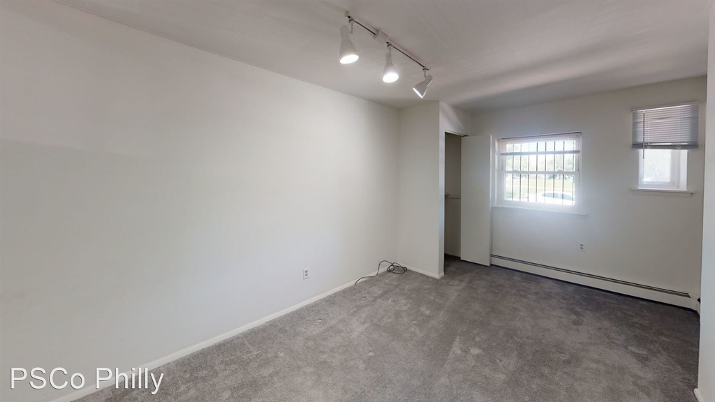 310 N 32nd Street - Photo 1