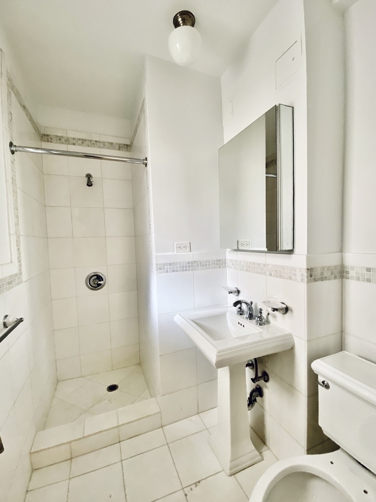 115 East 92nd Street - Photo 5