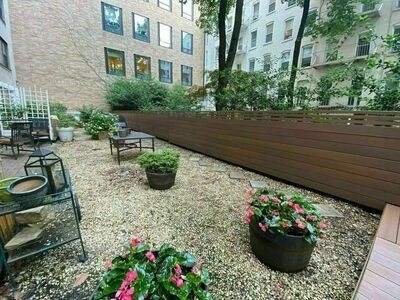 East 65th Street - Photo 12