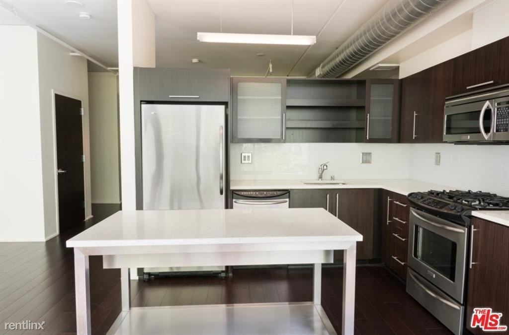 1100 S Hope St Apt 809 - Photo 5