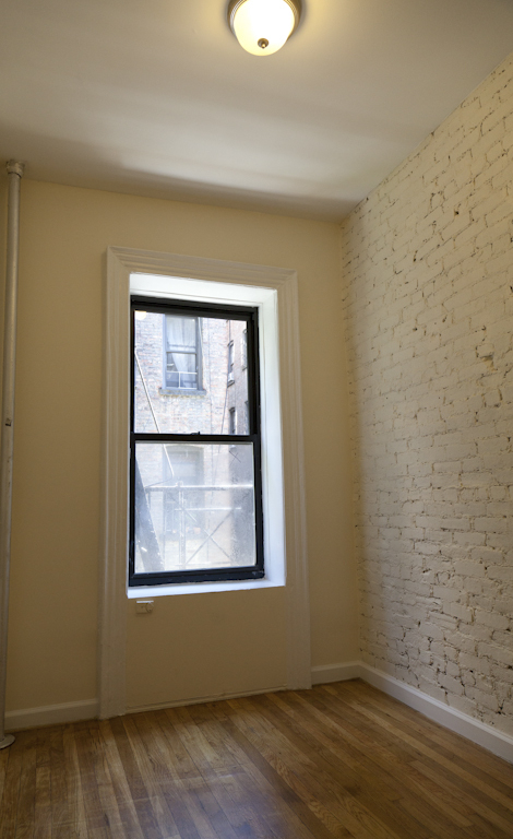 229-231 East 12th Street - Photo 3