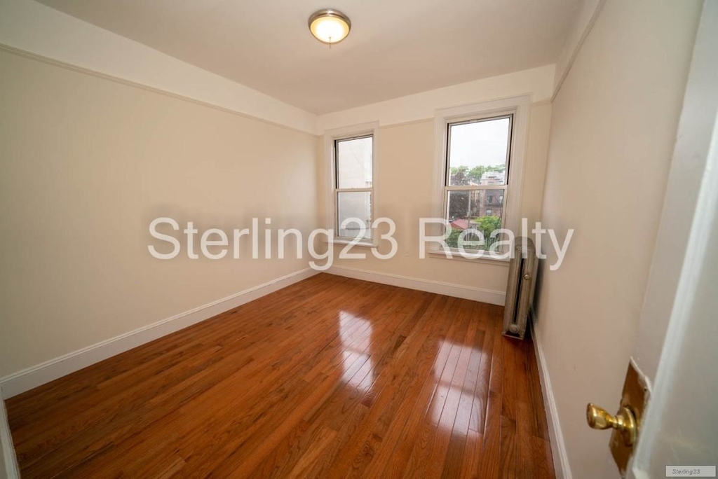 23-86 27th Street - Photo 11