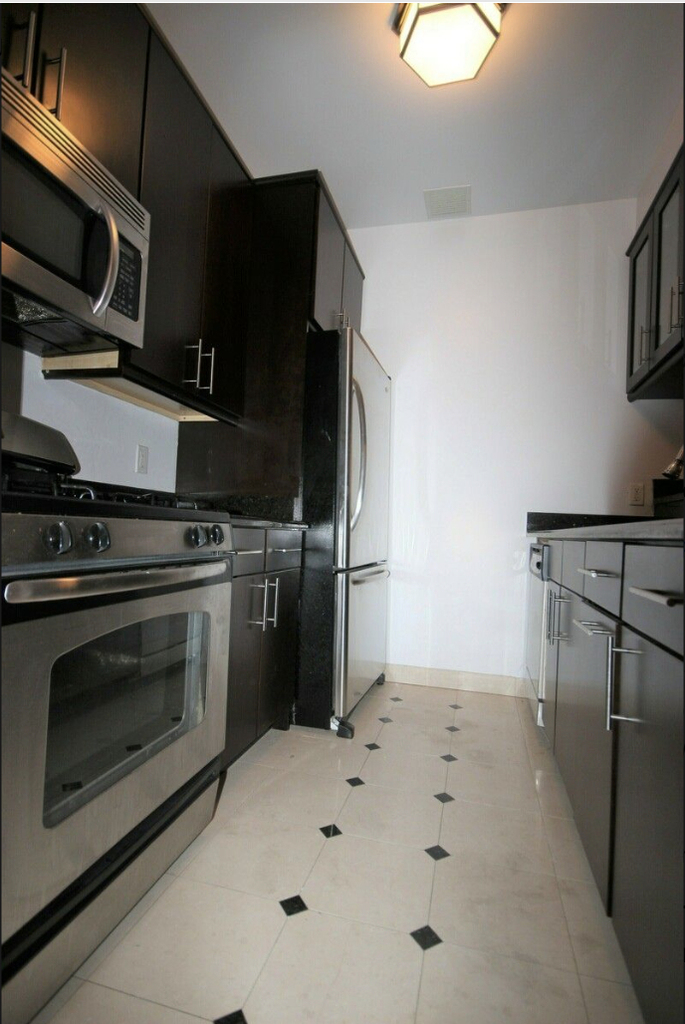  West 82nd Street - Photo 1