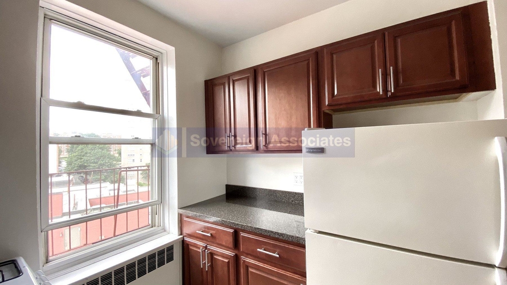 500 Kappock Street - Photo 10