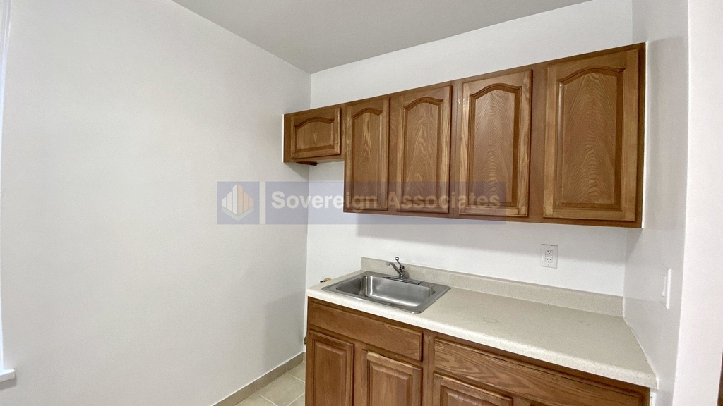 500 Kappock Street - Photo 6