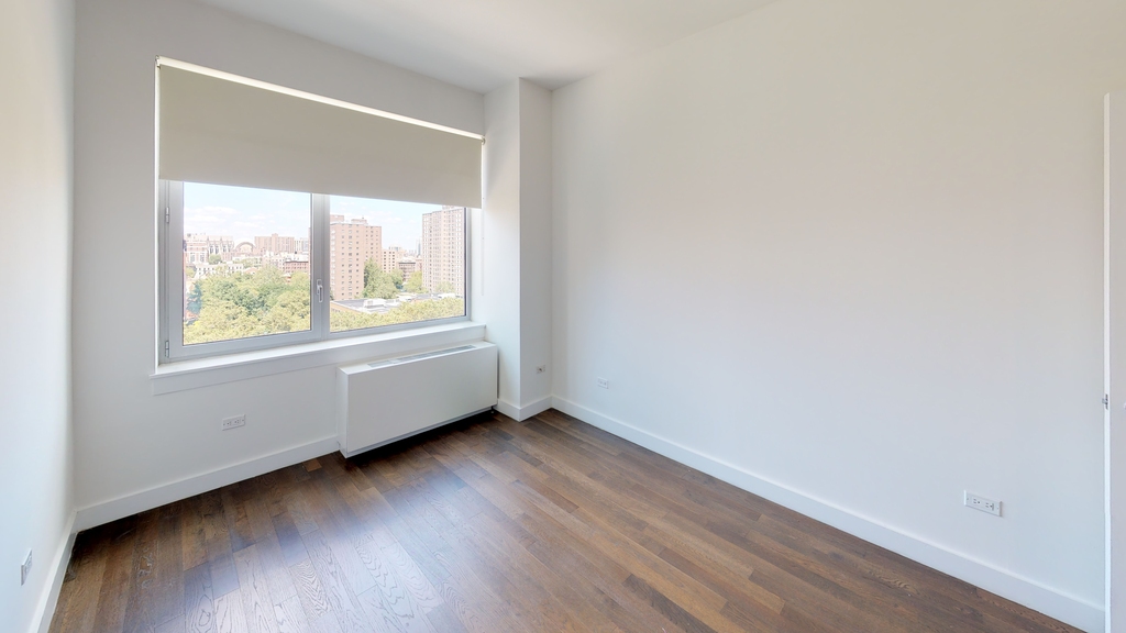 801 Amsterdam Avenue - Photo 7