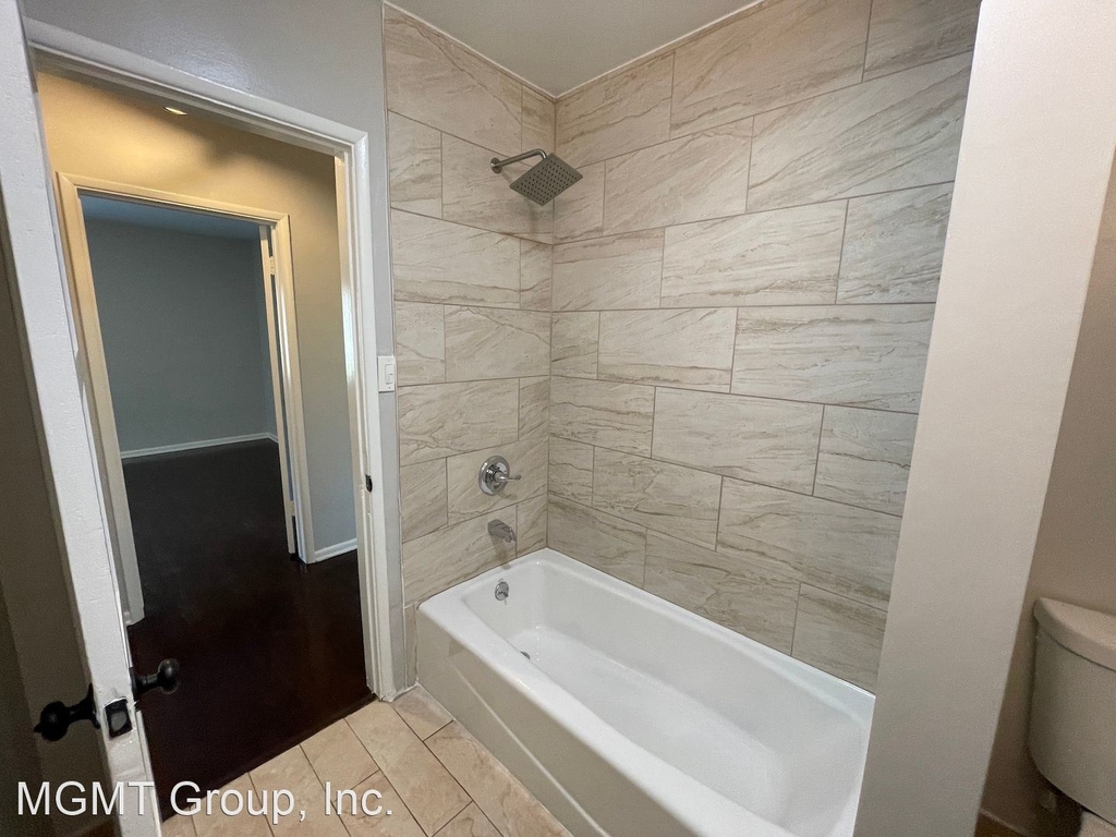 6701 Franklin Ave - Photo 5