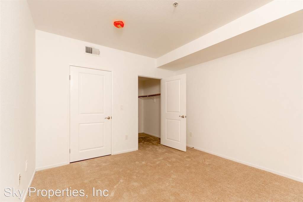 3400 Cahuenga Blvd - Photo 25