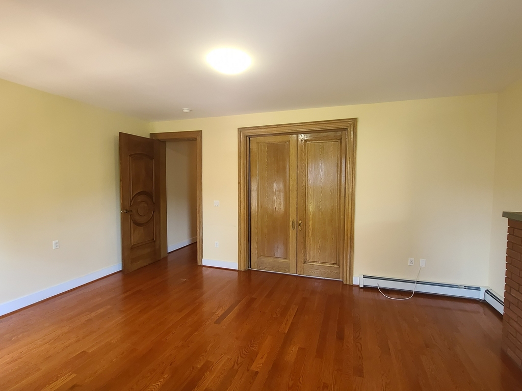 1335 Pacific Street - Photo 6