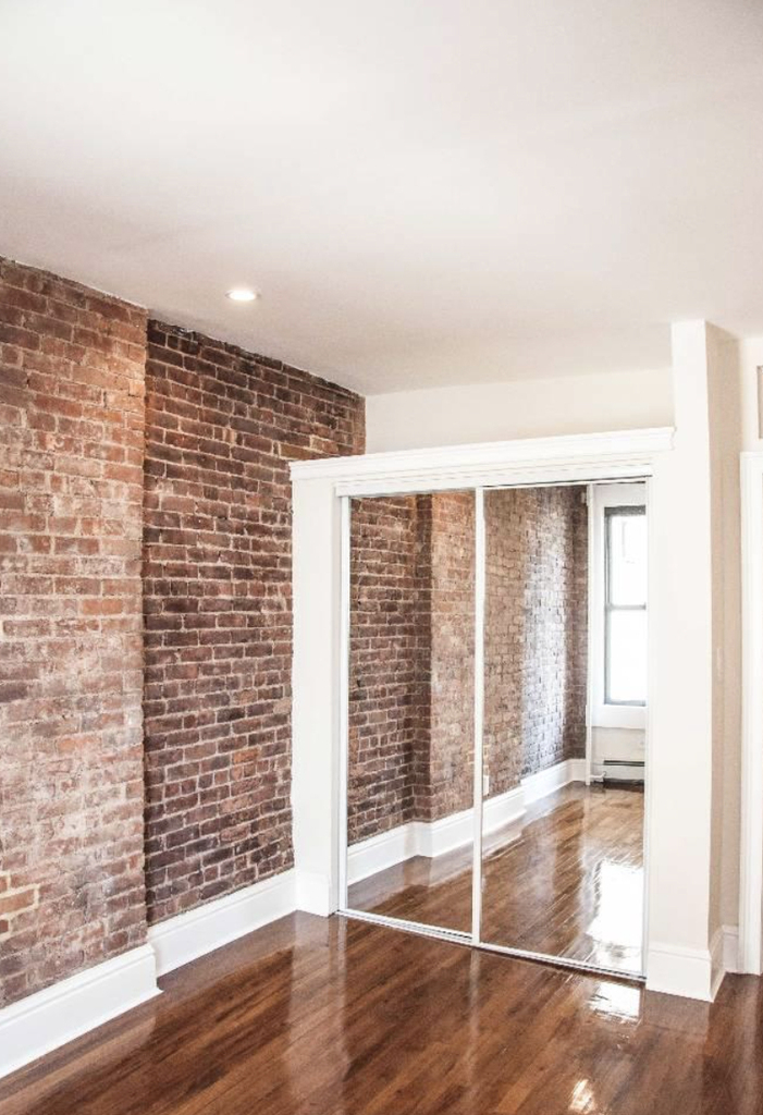 117 Varick Street - Photo 2