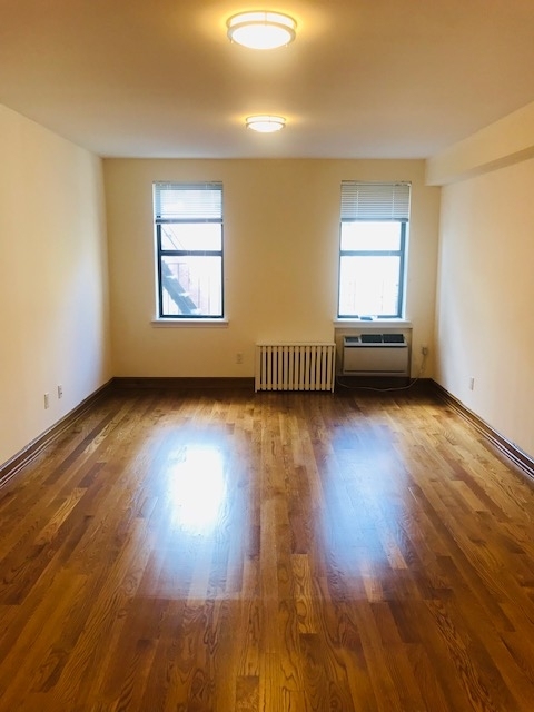 1680 York Avenue - Photo 3