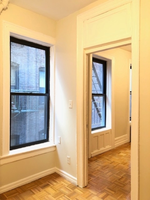 328 East 78th Street - Photo 9