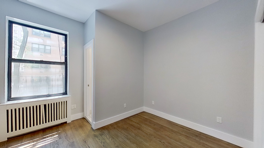 234 East 88th Street - Photo 5