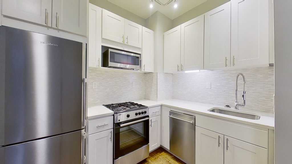 234 East 88th Street - Photo 3