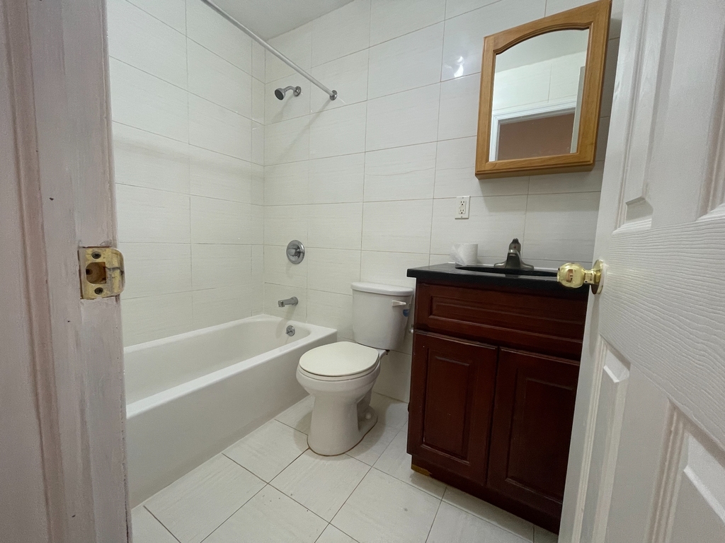 221 Knickerbocker Avenue - Photo 9