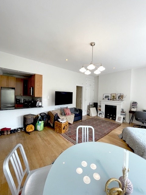 74 Riverside Drive - Photo 3