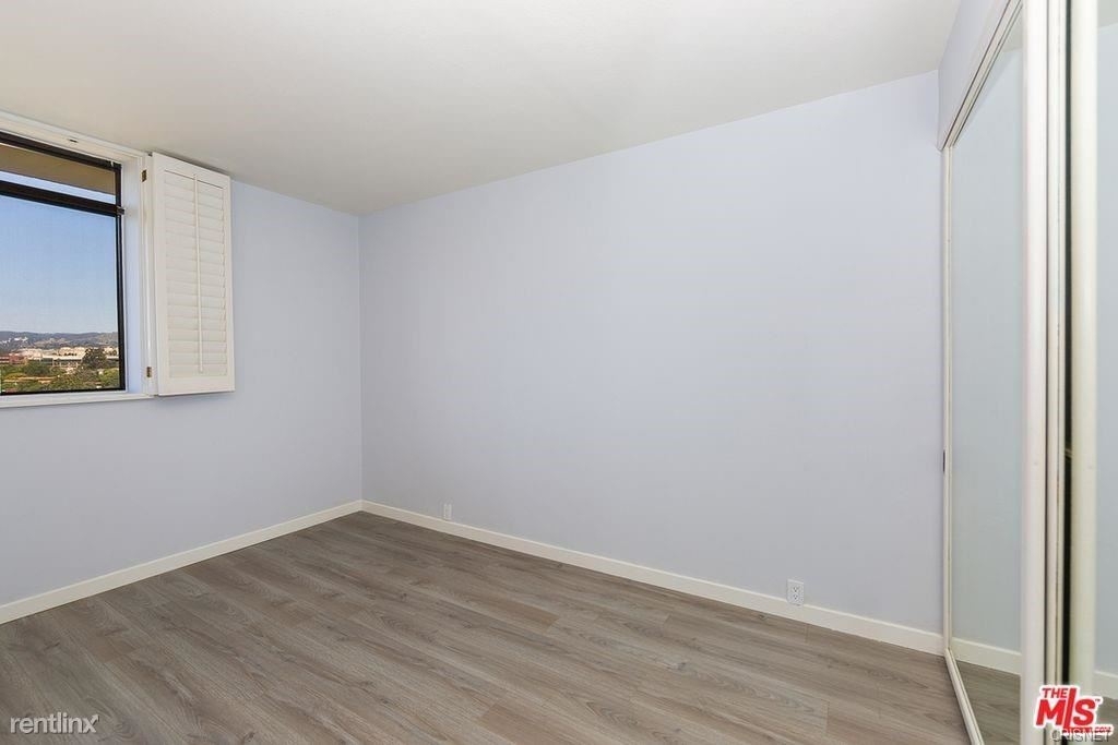 10535 Wilshire Blvd Apt 1709 - Photo 2