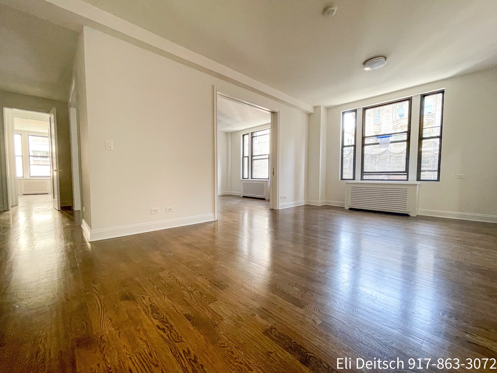 200 West 58th Street - Photo 0