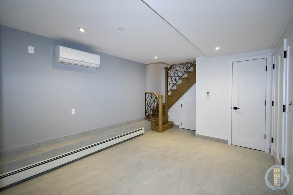 1407 Dean Street - Photo 10