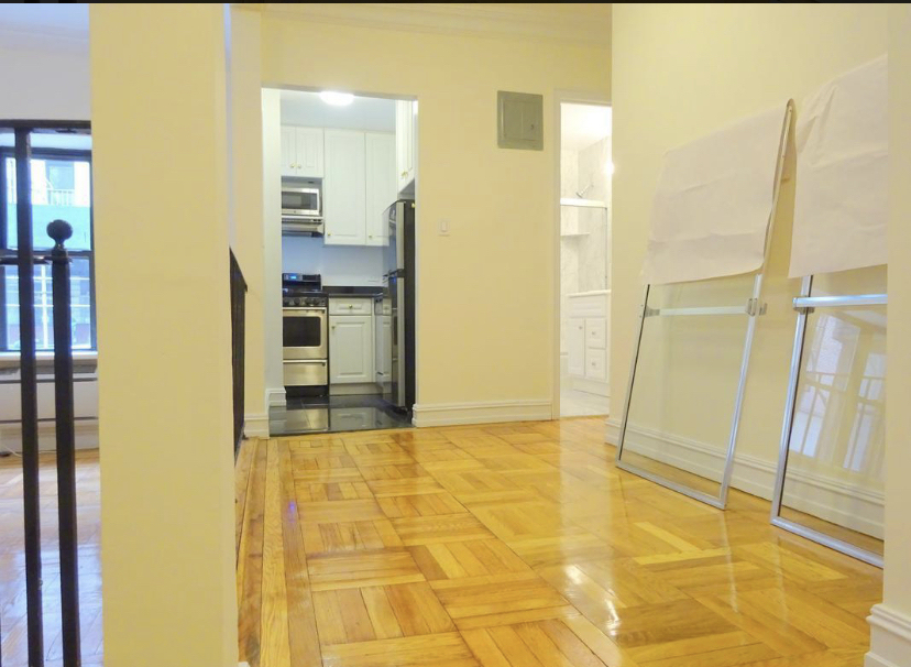 235 East 46th Street - Photo 4