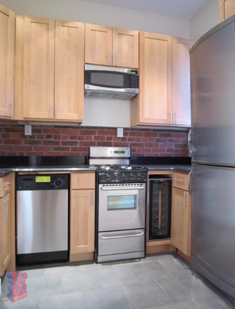 206 East 83rd Street - Photo 3