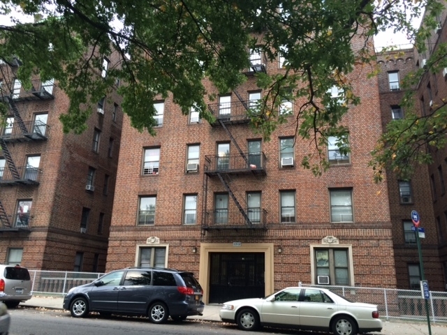 157-11 Sanford Avenue, Flushing, NY - Photo 0