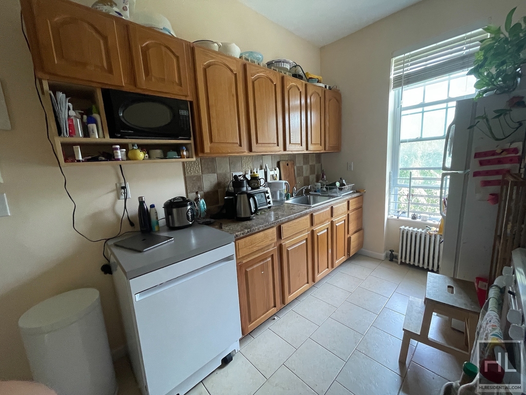 371 5 Street - Photo 5