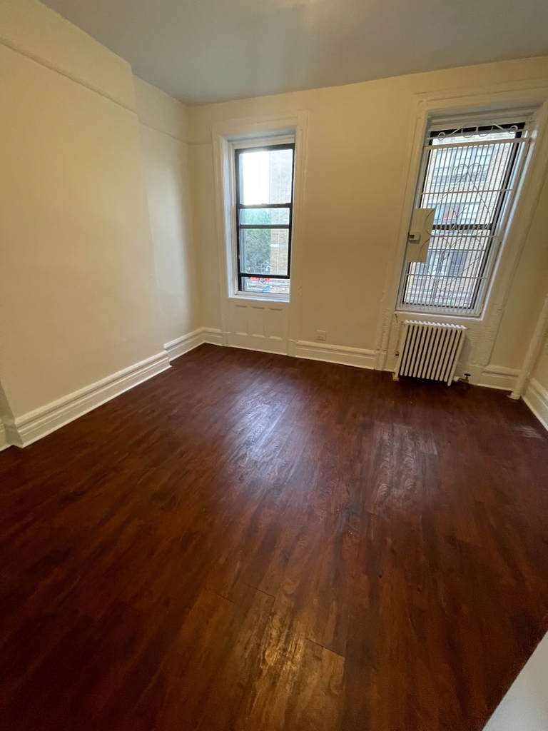 642 East 14th Street, New York, NY 10009 - Photo 1