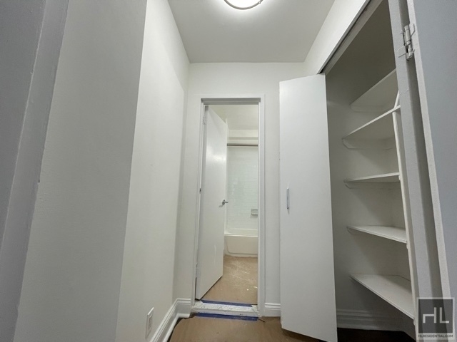 East 56 Street - Photo 7