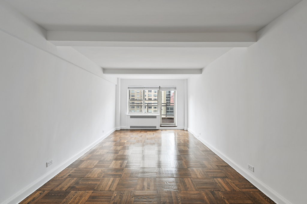 East 57th Street - Photo 2