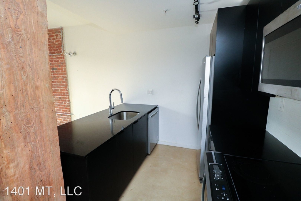 1401 Germantown Ave. - Photo 1