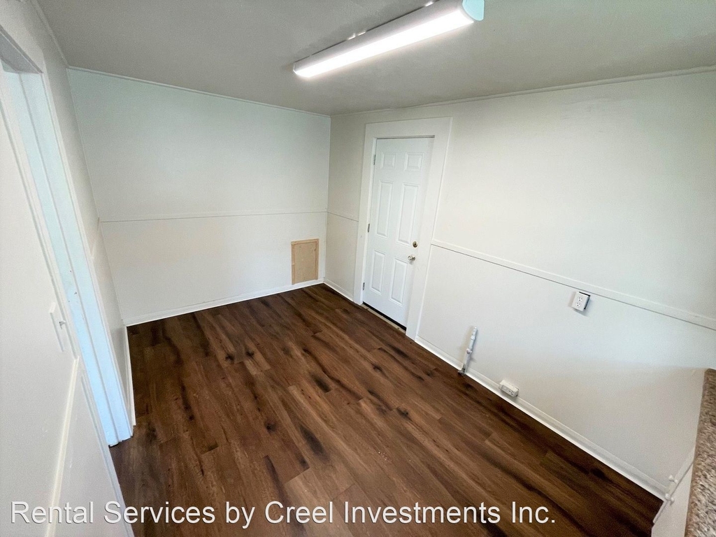 1223 Long Avenue - Photo 2