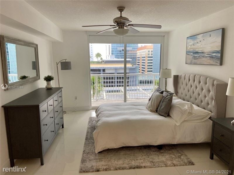 1200 Brickell Bay Dr - Photo 7