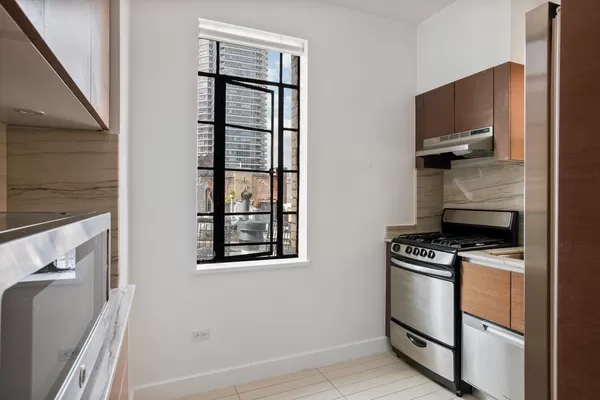 252 East 61st Street, New York, NY 10065 - Photo 2