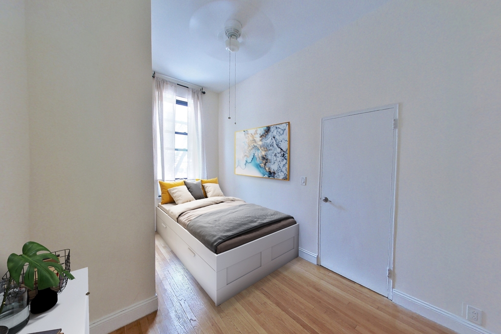 164 East 36th Street - Photo 3