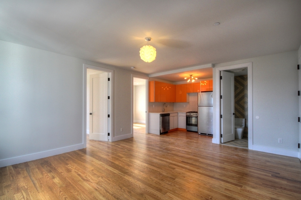 854 Metropolitan Avenue - Photo 2