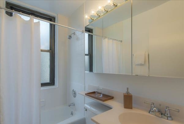 240 East 27th Street - Photo 4