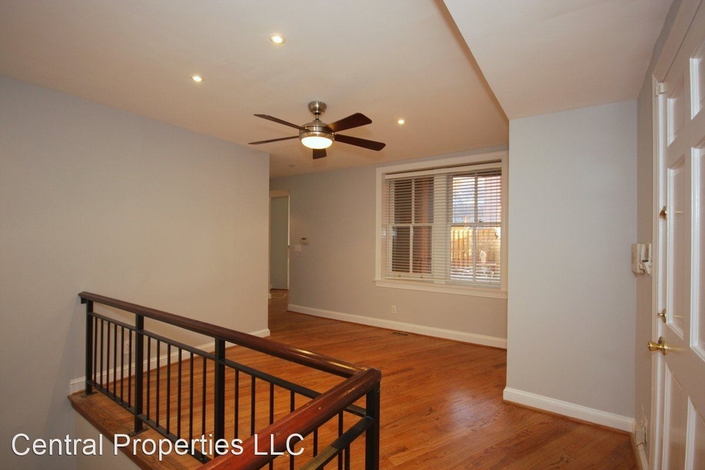 6 Logan Circle Apt 2 - Photo 15