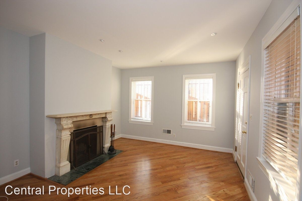 6 Logan Circle Apt 2 - Photo 3